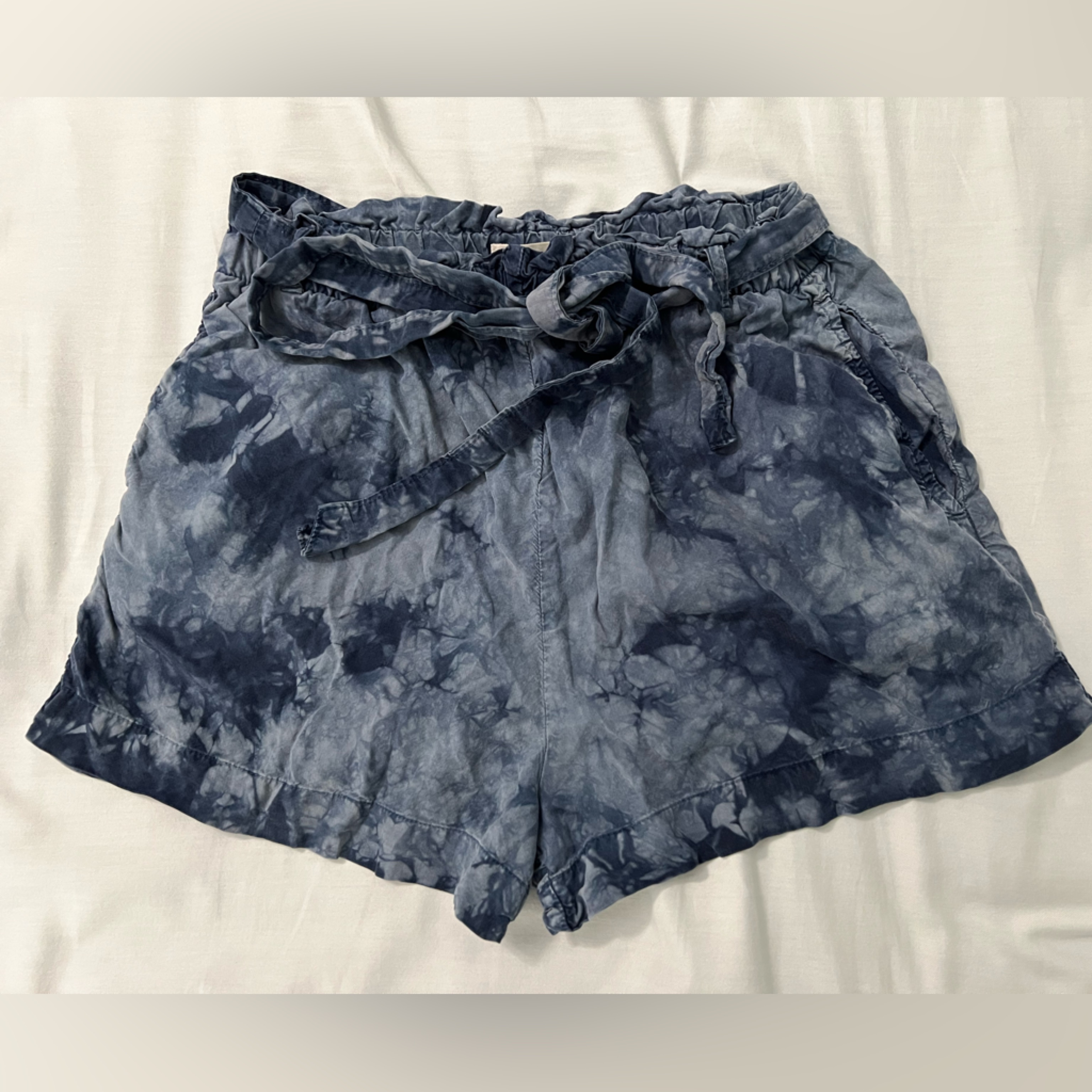 Anthropologie Cloth & Stone Washed Blue Elastic-Waist Shorts